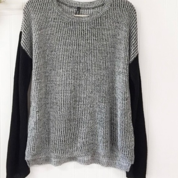 Full Tilt- Ribbed Knit Gray Marled Color
Block Pullover Sweater - Picture 2 of 7